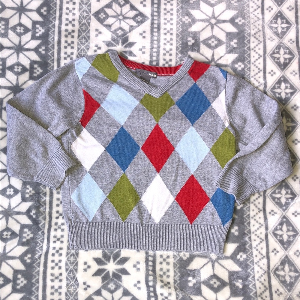 Gray Argyle V-Neck Sweater with Red, Blue, Green Diamonds